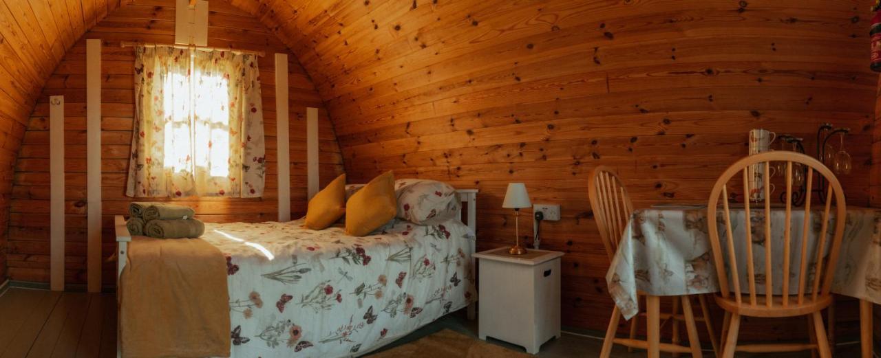 Glamping In Wiltshire The Green Knoll Is A Charm كيبنهام المظهر الخارجي الصورة