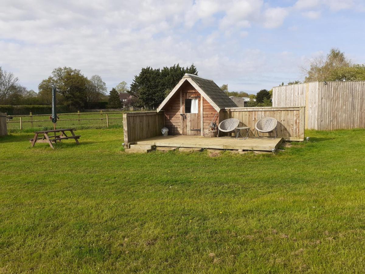 Glamping In Wiltshire The Green Knoll Is A Charm كيبنهام المظهر الخارجي الصورة